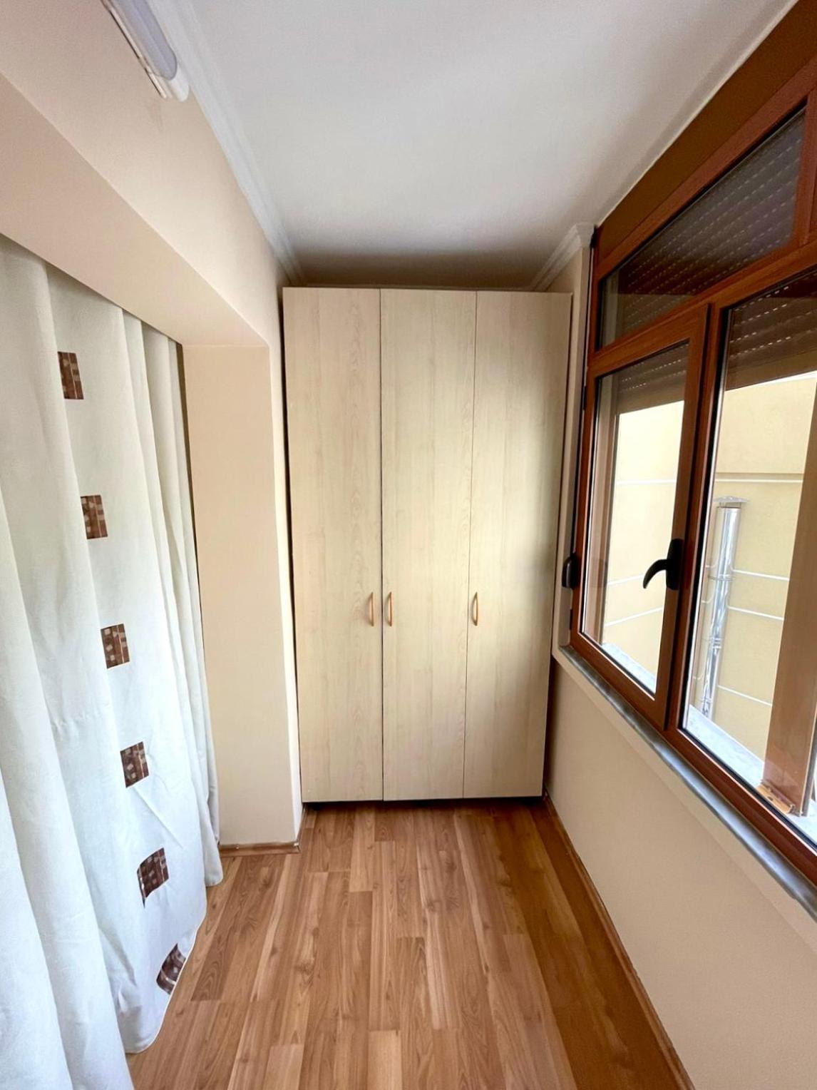 Skanderbeg Square Apartment 02 ติรานา ภายนอก รูปภาพ